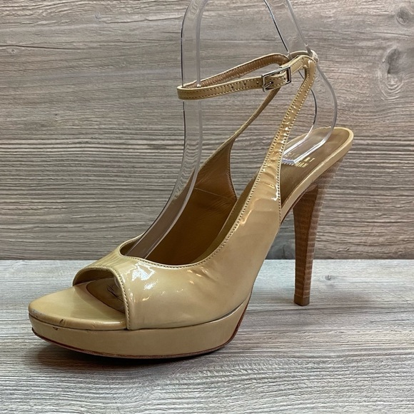 Stuart Weitzman beige patent leather ankle strap platform open toe heels size 8 - Picture 1 of 15